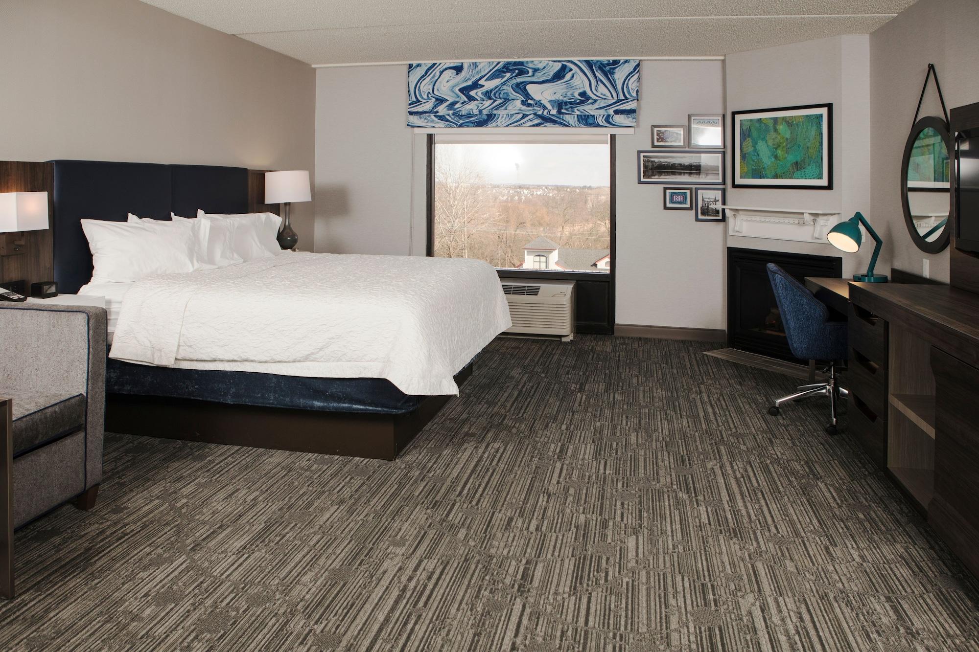Hampton Inn Easton Exterior photo