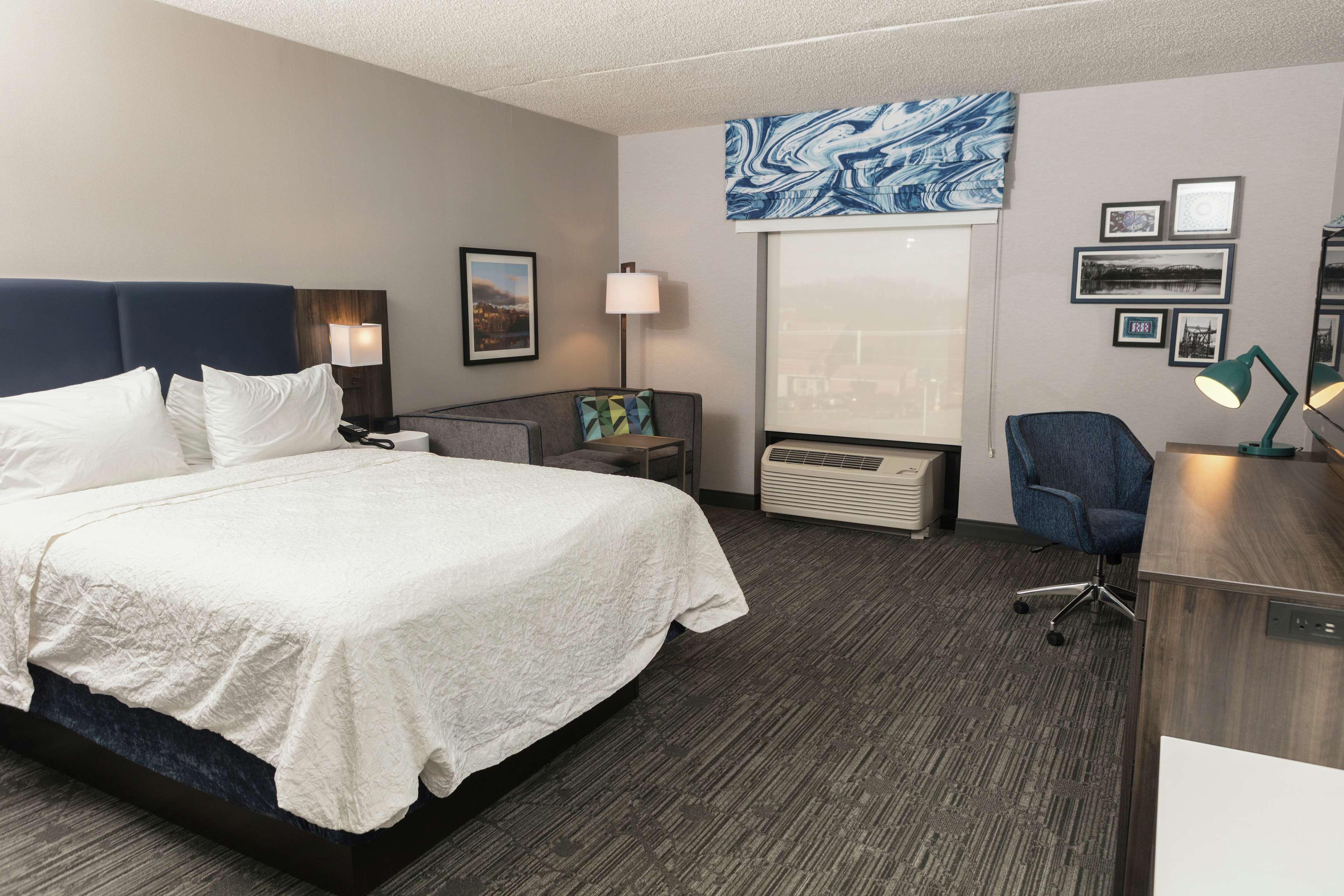 Hampton Inn Easton Exterior photo