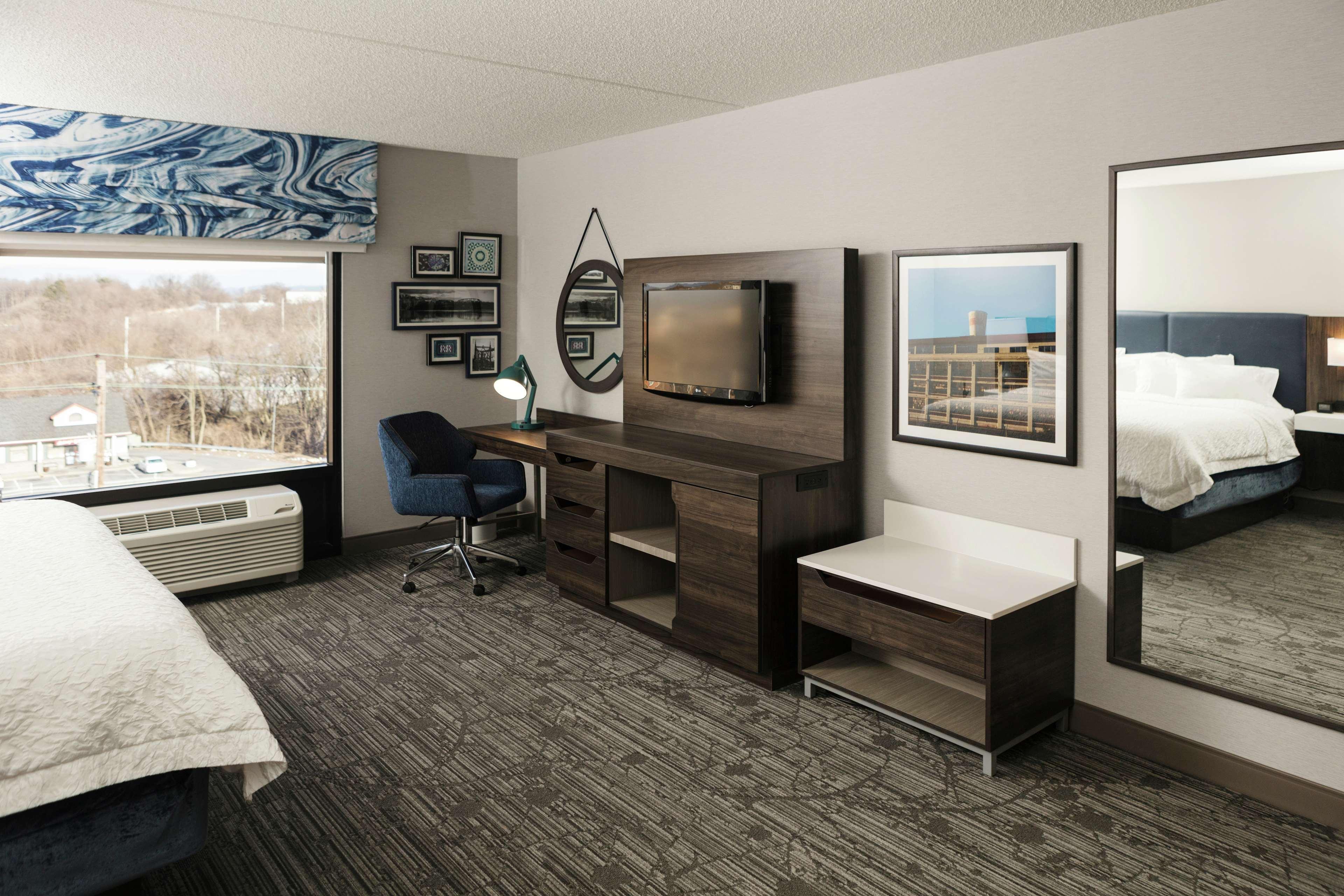 Hampton Inn Easton Exterior photo