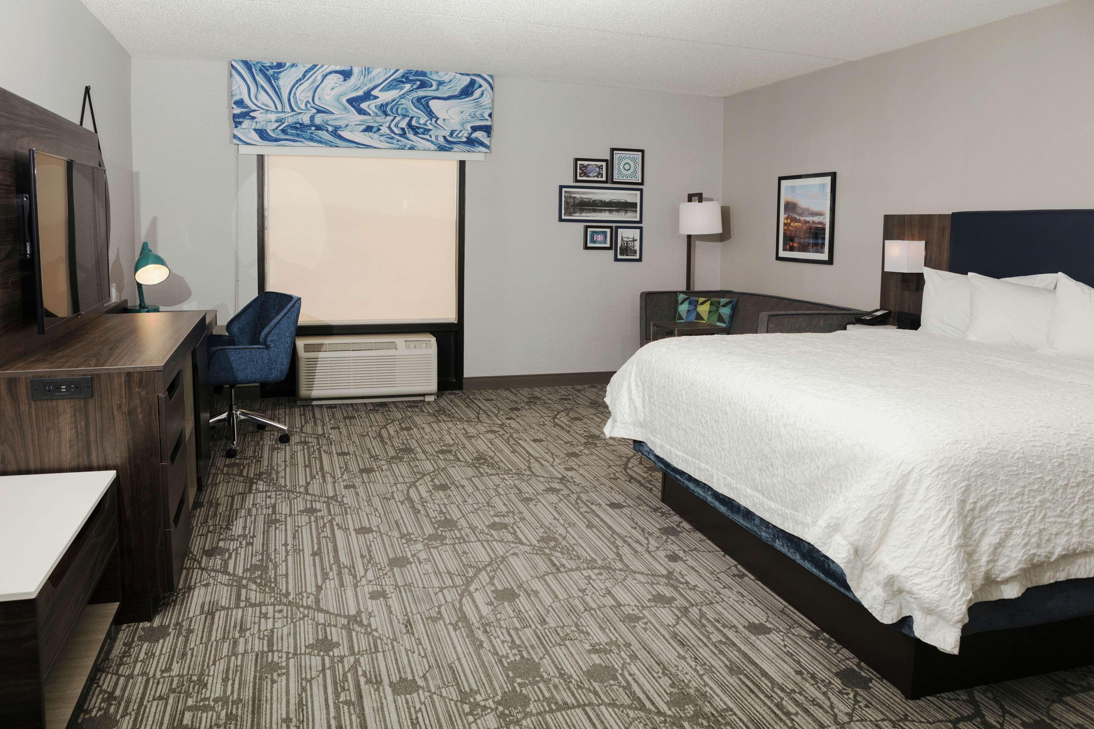 Hampton Inn Easton Exterior photo