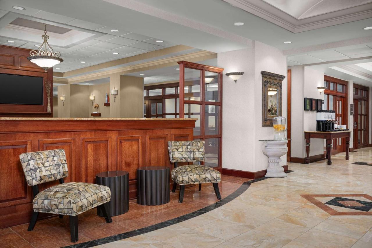Hampton Inn Easton Exterior photo